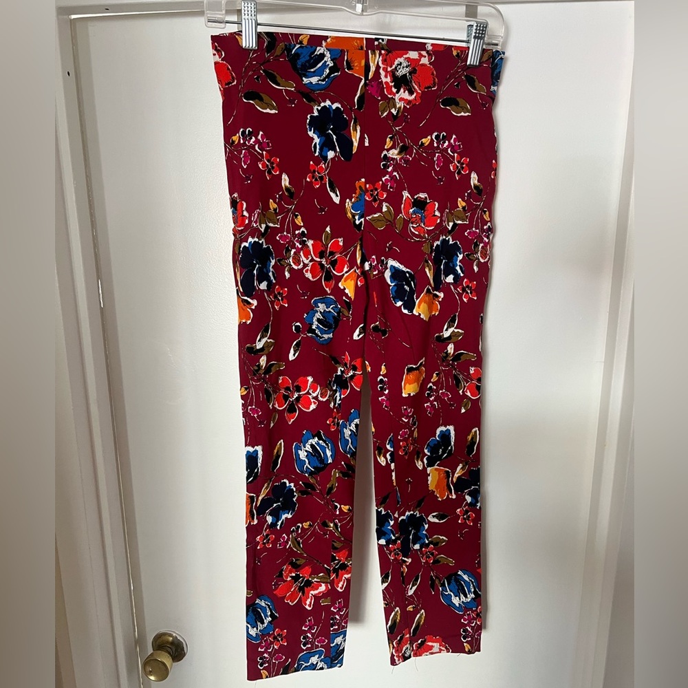 Jules & Leopold, bright flowered, stretch pants.